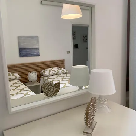 Westhouse Apartment *