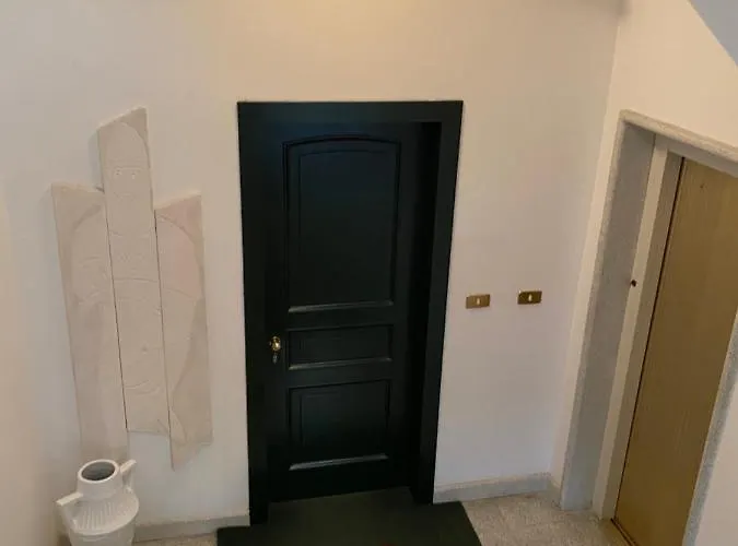 Westhouse Apartament *