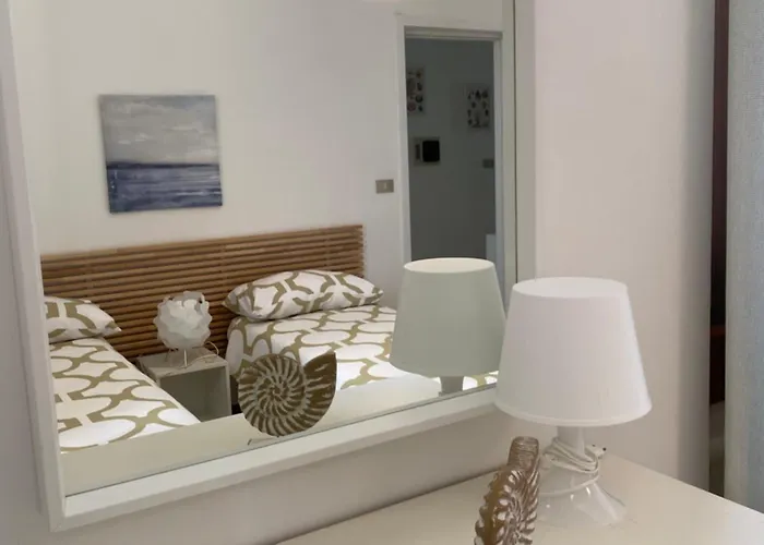 Westhouse Apartment *